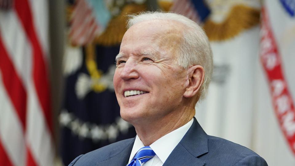 Forbes's tweet photo. Senate Passes Biden’s $1.9 Trillion Covid-19 Relief Bill: $1,400 Stimulus Checks, $300 Weekly Unemployment, Child Tax Credit And More https://t.co/tzdbnHUEtF https://t.co/BIk3BGG3dy