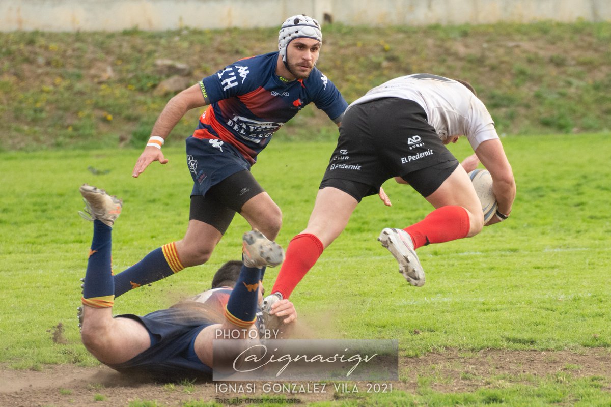 ignasigv's tweet photo. Fotos del partit de #DHB de la @ferugby entre @rclhospitalet i @CaurugbyVLC d' @ignasigv
 a https://t.co/RNI2XHJmTW https://t.co/0AWkx2P9da