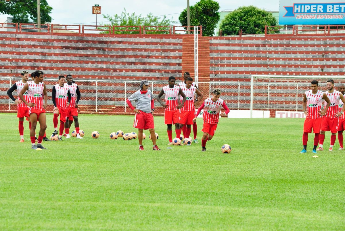 blog_mec's tweet photo. CAMPEONATO PAULISTA - A3: VAI COMEÇAR.
Neste domingo (7), às 11h, o Noroeste encara o Bandeirante fora de casa, pela primeira partida do Campeonato Paulista Série-A3.
Confira o pré-jogo pela colunista Alvirrubra @kellyjaniro.
https://t.co/dALsZqZyde
📸: Bruno Freitas https://t.co/vN71g6WS5t
