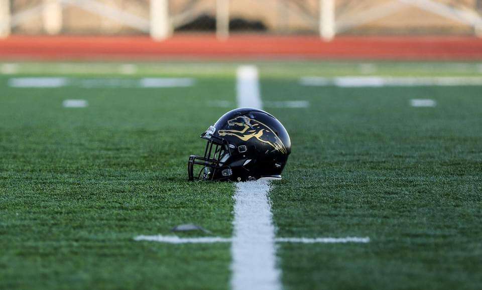 ColeHesse1's tweet photo. Football I'll be waiting. Always ready for your return. Eager to take that next step into my senior season♥️ https://t.co/6X365m3VHd