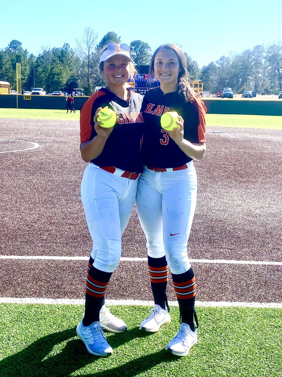 SoftballBuckeye's tweet photo. Have a day Lady Buckeyes! Your Lady Buckeyes run rule Jacksonville 13-3 with a total of 9 hits to finish 4-1 on the weekend. Kirsten Waller had a solo homerun! Karlye Johnston had a 3-run homer &amp; a walk off double to end the game! 🧡🥎 #crosstheline https://t.co/9TNu5vFmDX