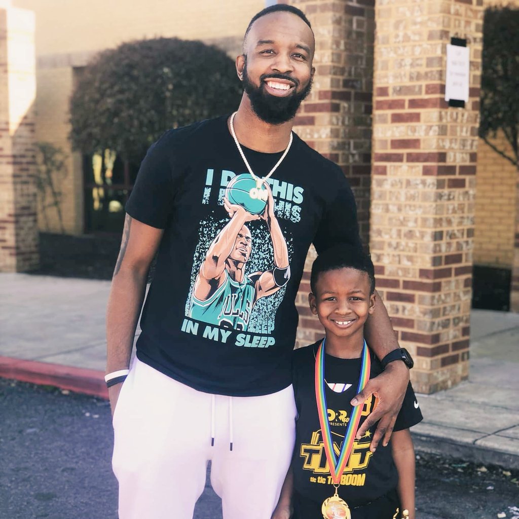 omay_3's tweet photo. ❤🏀 baby nephew went 12-0 for his season and won the championship 🏆 he also won MVP for his team. Great job Jceon we have to keep working sky's the limit I love you #o3elitetraining #minime #familyfirst #uncleandnephew #8yearsold #basketball #champion #2021 #mvp https://t.co/082ZcMfu4l