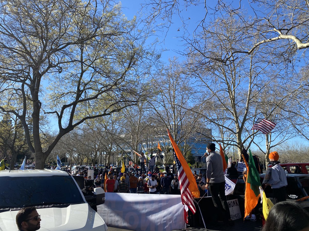 THE_CSYA's tweet photo. Hundreds of Sikhs protest @RepBera  and demand more responsibility from our elected officials. For too long community leaders have been gatekeepers that continuously suppress Panthic voices. https://t.co/9tesdieLZi