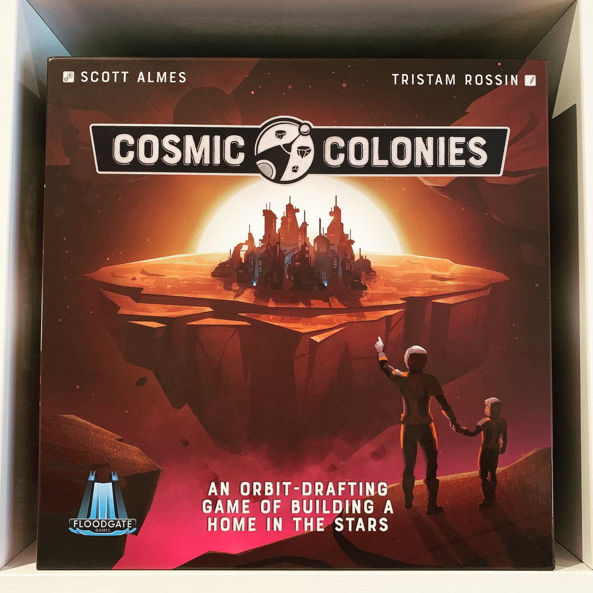 dirtyrascalgame's tweet photo. Latest to our shelf! ‘Orbit drafting game of building a home in the stars.’ Don’t mind a good tile placement game, coupled with the card drafting makes for more strategic thought!
#cosmiccolonies #floodgategames #spacegame #boardgames #boardgamecommunity #dirtyrascalgames https://t.co/wwjf4syVEW