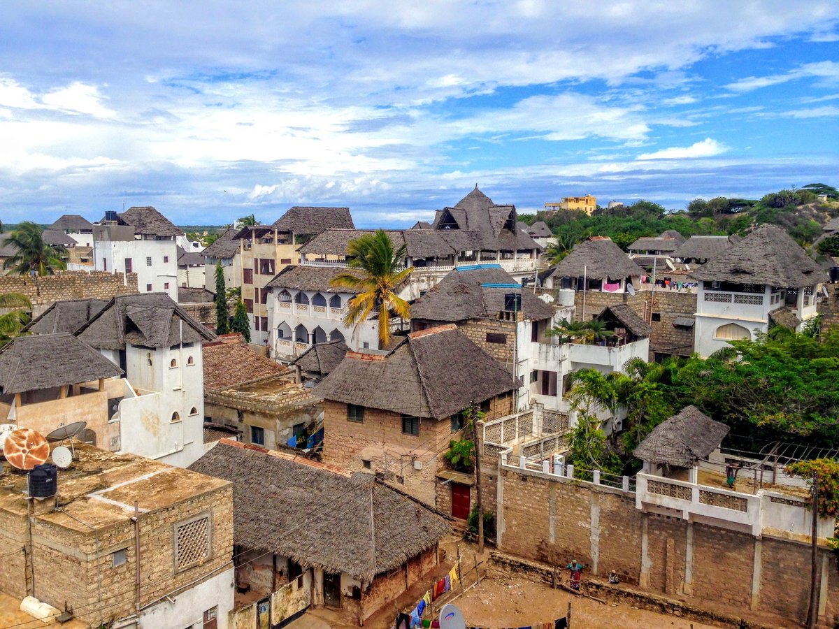 LamuHosts's tweet photo. Happy to welcome you to Shela Village @karibu_shela 
.
For #ExclusiveHosts for #ExclusiveExperiences 
Call 079934425 🤗

.
#lamuhosts #localhosts #hosts #lamu #shelavillage #DiscoverLamu #travelsafe #magicalkenya #kenyanviews #rediscoverthemagic #explorepage #kenya https://t.co/VkSRbkqITM