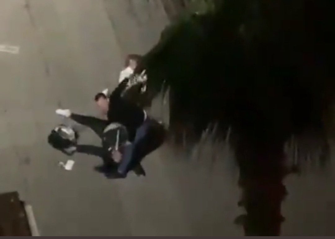 O çocuğun gözyaşlarında boğul #KadinaSiddeteHayir