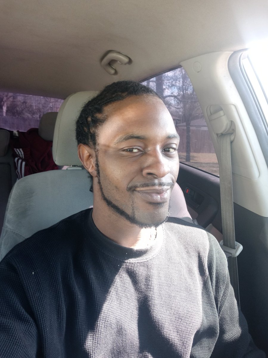 FADEUM_MIKE's tweet photo. Random pics w/ #nofilter! #braidedup #goon #htwown https://t.co/j3qxs47PXL