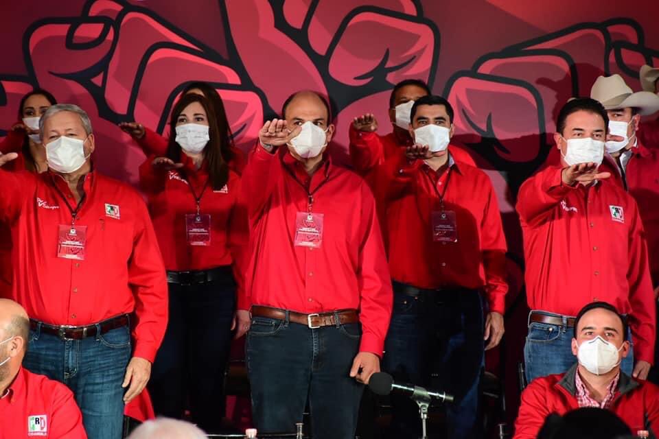 UR_Coah's tweet photo. Nuestro líder de la Unidad Revolucionaria Sigfrido Macías Pérez presente en el Consejo Político Estatal #Coahuila
Estuvimos presentes también vía zoom 👩🏻💻🟢🔴⚪️ #RevoluciónPresente #UnidosYFuertes #92PRI https://t.co/xIxEZWsJez
