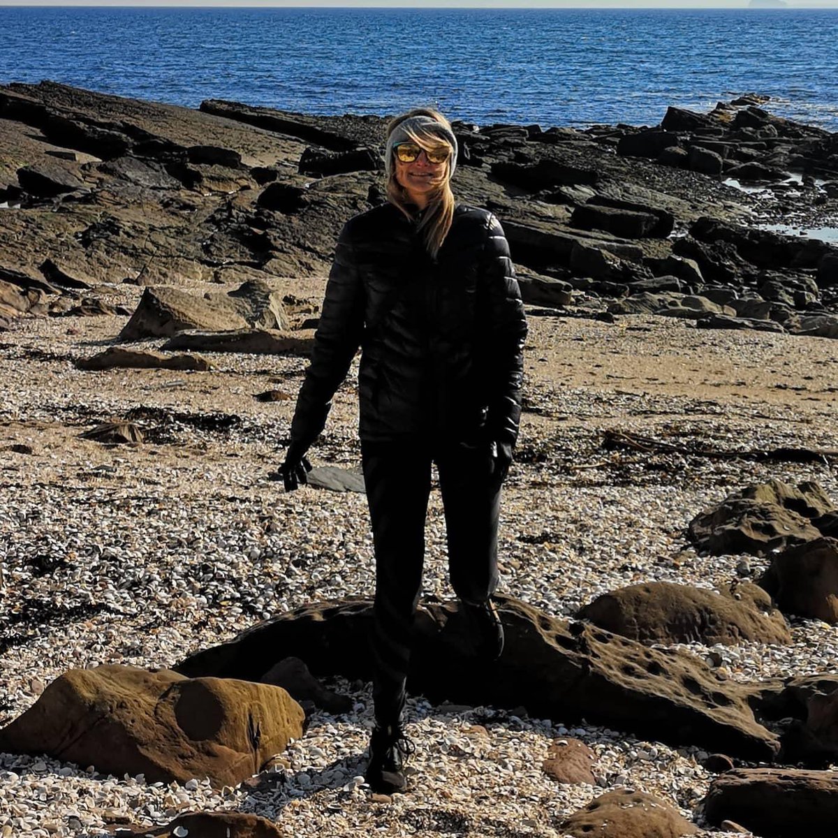 Anyone else's legs forgotten what denim feels like? 😂 Sports wear = Daily wear. Daily walks help to keep our joints mobile. Keep walking.