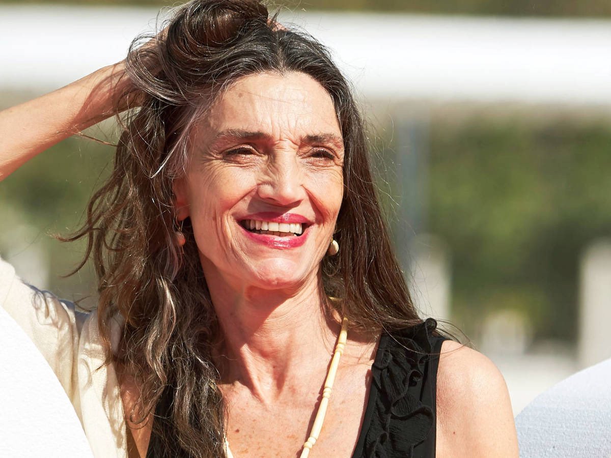 conofest's tweet photo. 👏#ConoCongrats a #AngelaMolina por su tan merecido Goya de Honor.👏
✨Gracias por tu luz y por habernos regalado todo tu arte en tantas películas!✨
@PremiosGoya @conofest #Goya2021 #Goyas2021 #conofest https://t.co/KxMEcauZfF