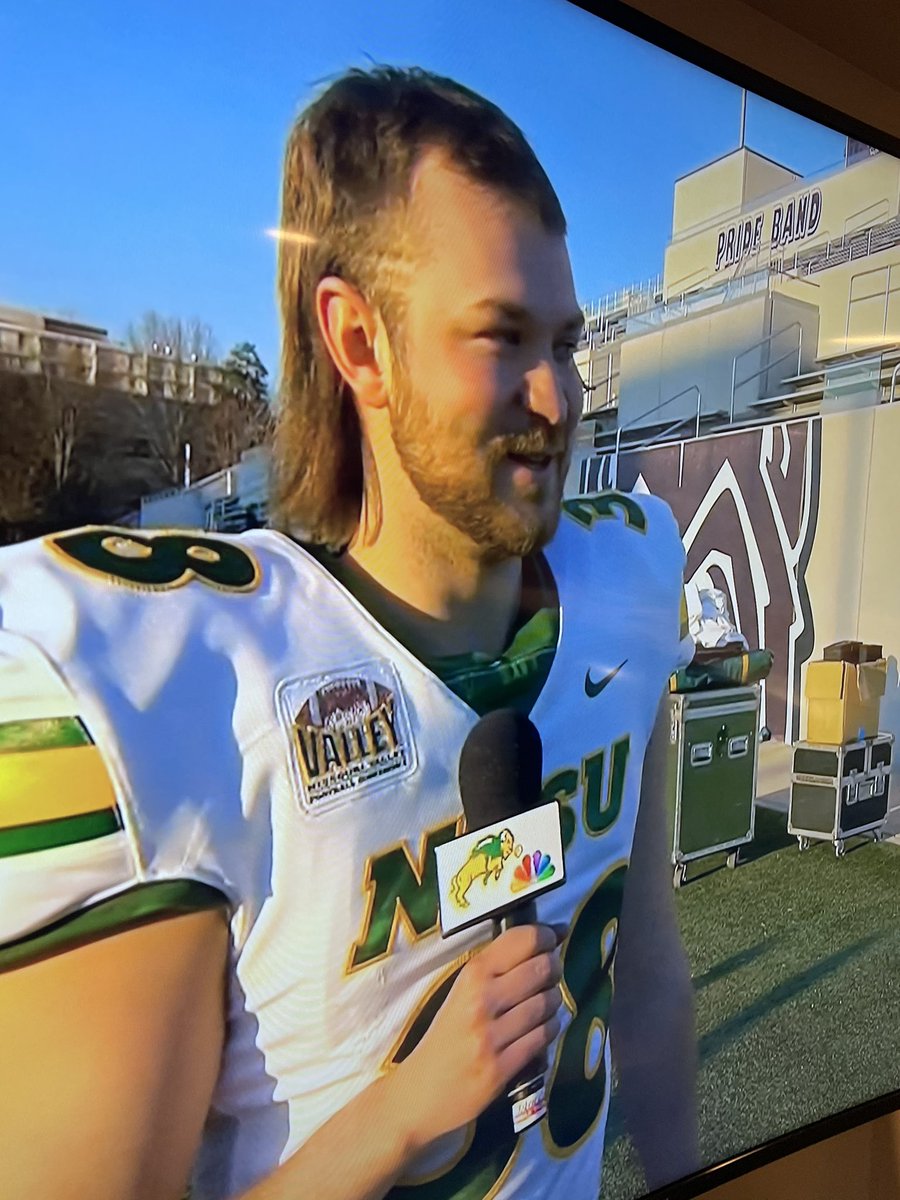 Swany8's tweet photo. This mullet is glorious. https://t.co/BY6uuuUzXg