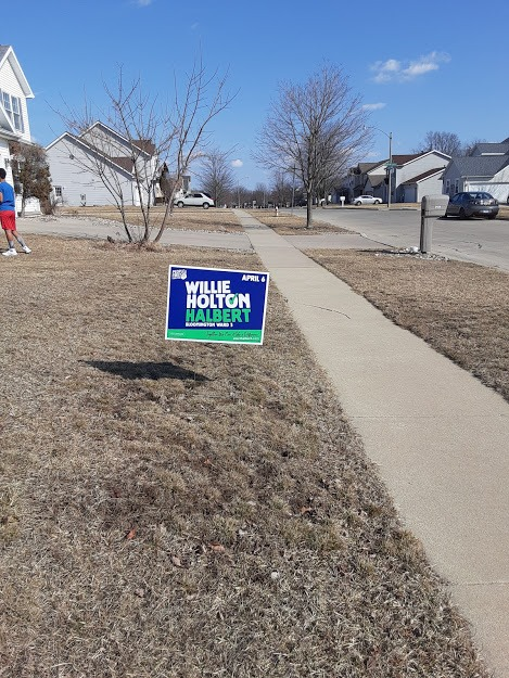 vegasrobert's tweet photo. Back out today w/ @MarkSAdamsII. Today we canvassed for Willie Holton Halbert for City Council Ward 3 & @JackieforBlm. TOMORROW I'll be canvassing for @LawlerForWard5 (and Jackie). Please register to canvass - the weather's great now!
REGISTER: https://t.co/2sNm9fyeYG https://t.co/7eZN7TeTqA