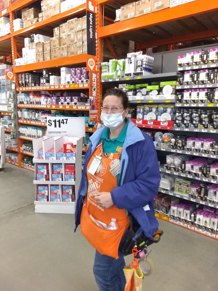 Gretche56360605's tweet photo. I caught Mickey in the aisle using G. E. T. #GET @THD_HXT https://t.co/Qw9ETMbrg6
