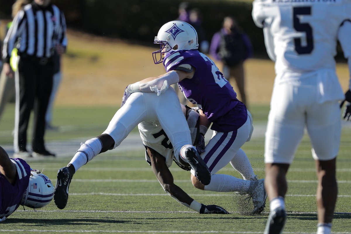 PaladinFootball's tweet photo. Making his first start as a Paladin, sophomore cornerback Cally Chizik tallied six tackles, including one for-loss, and secured Furman's 44-37 victory with a fumble recovery in OT! https://t.co/rxnvnD0l35