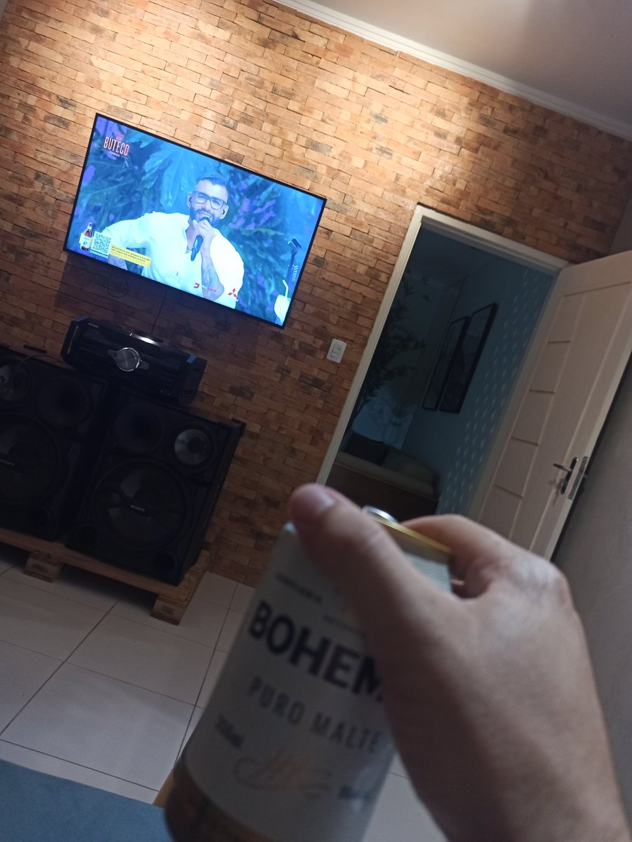 Remisson_san's tweet photo. Que saudade eu tava... 🍺😉🎶 @gusttavo_lima @bohemiaoficial https://t.co/9iHBsCnWxy