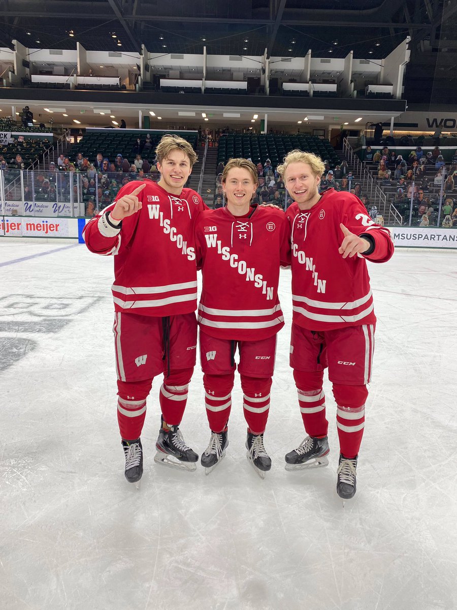 Duluth East Hockey tweet media