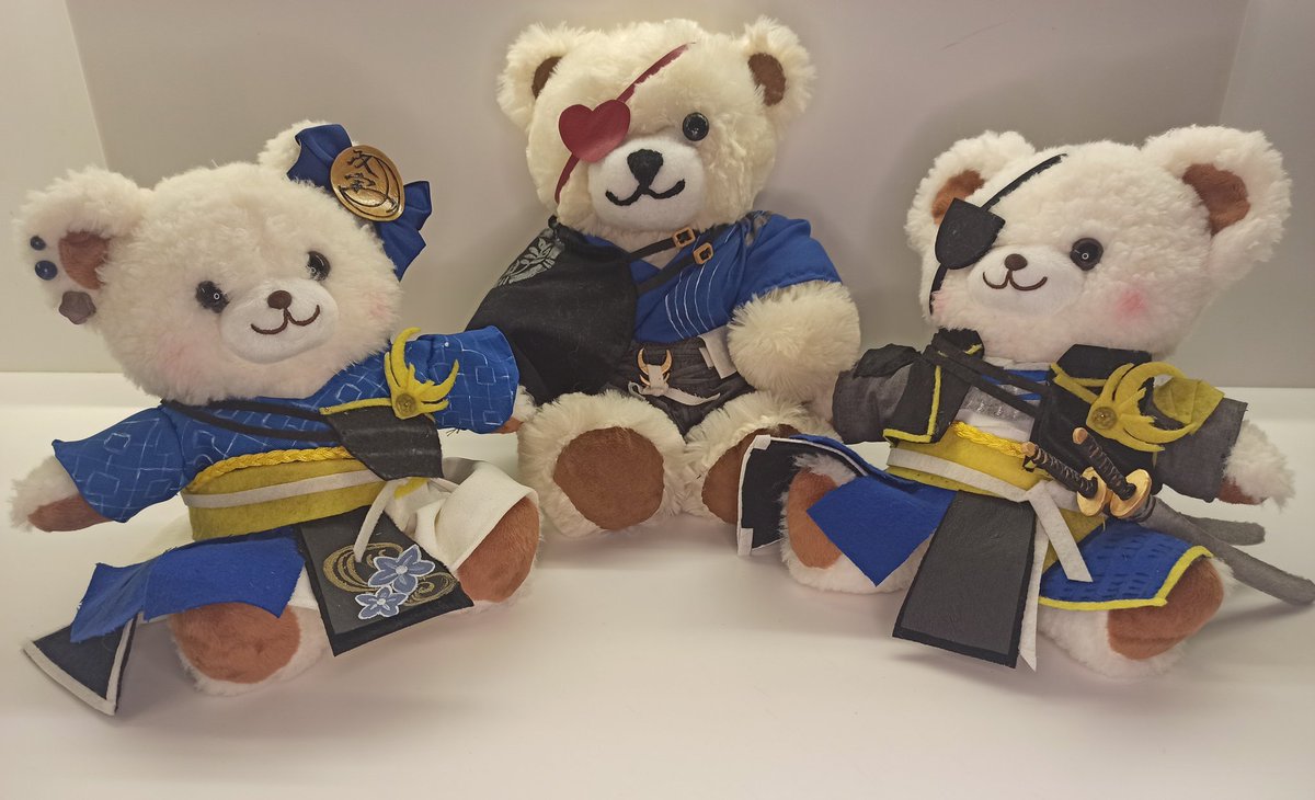 _GutterKitten_'s tweet photo. Another project done! I'm very happy with how they turned out! 💙🥰
#datetan #ladydatetan #ikemensengoku #masamunedate #masabear #dragonlove #イケメン戦国 #だてたん #イケメン戦国政宗 https://t.co/hYUmC9aeRa