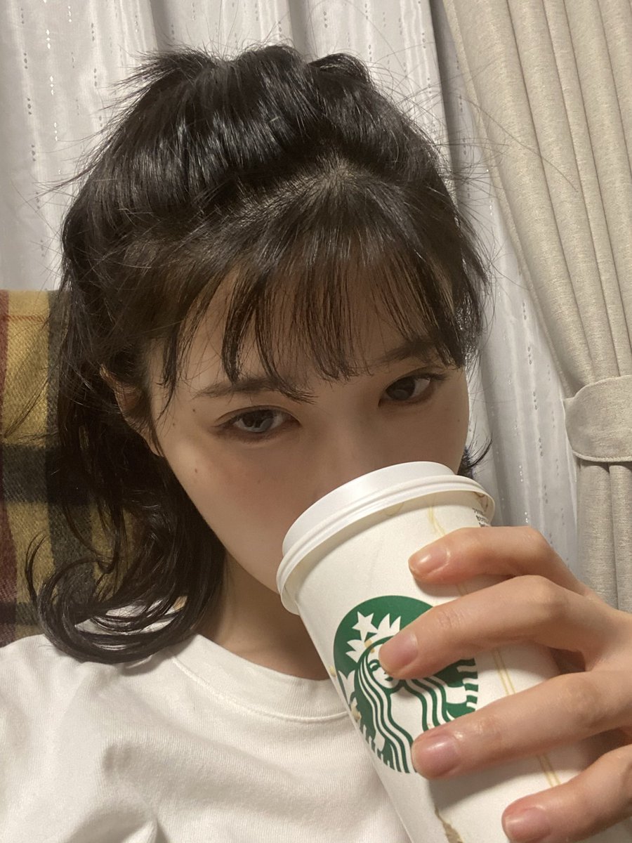 hattaemily's tweet photo. 唐突ですが最近飲んでるスタバドリンクご紹介します😌(猛烈に今飲みたいだけw)

・ソイラテ＋アーモンドシロップ追加
・ほうじ茶ラテ＋無脂肪ミルク変更
・抹茶ラテ＋ショット追加＋オールミルク
・チャイティ��ラテ＋無脂肪ミルク変更＋オールミルク https://t.co/gOPQP9IzWr