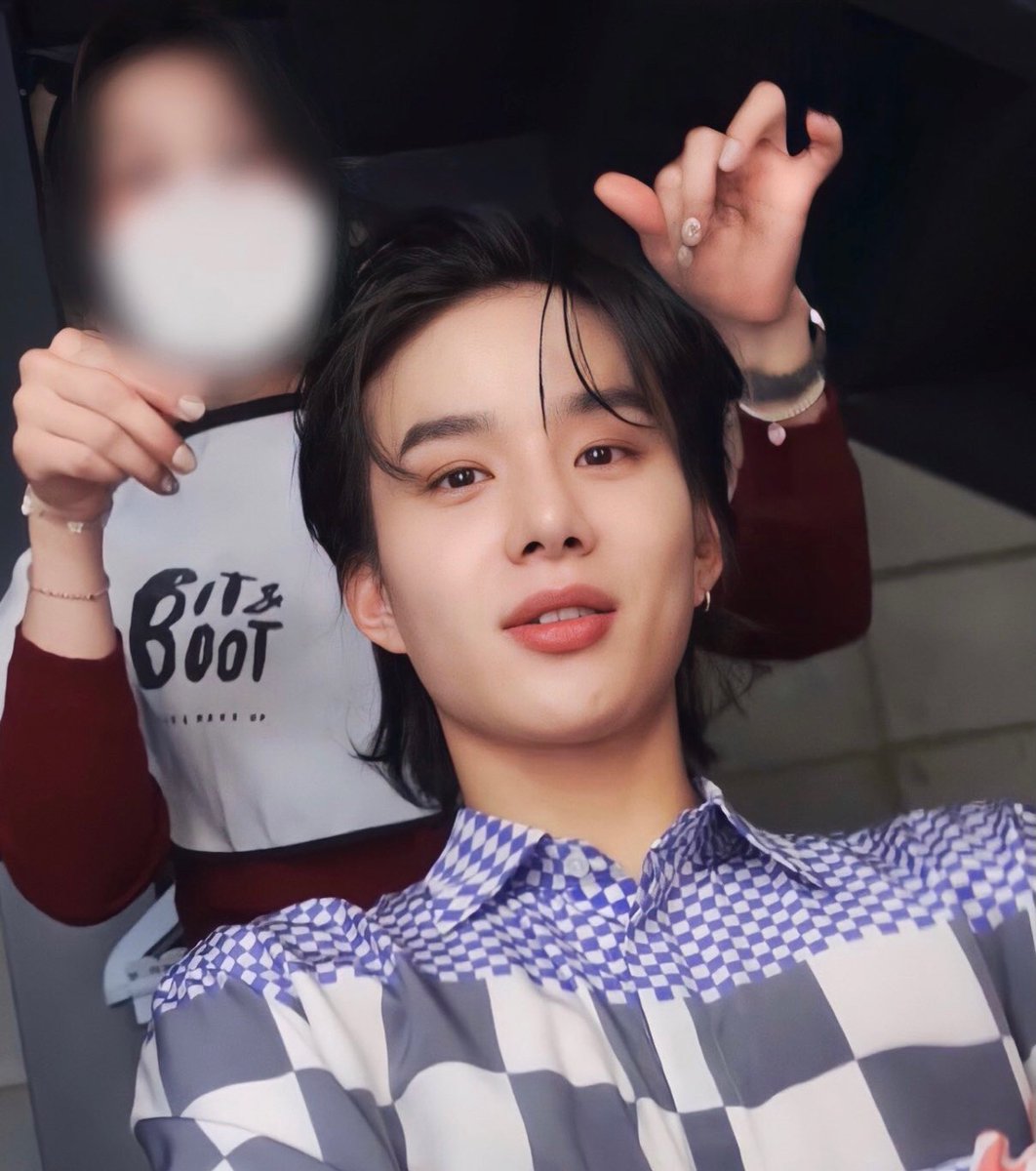 hourlyjungwoo's tweet image. #JUNGWOO #정우 #NCT정우 
[@NCTsmtown_127]