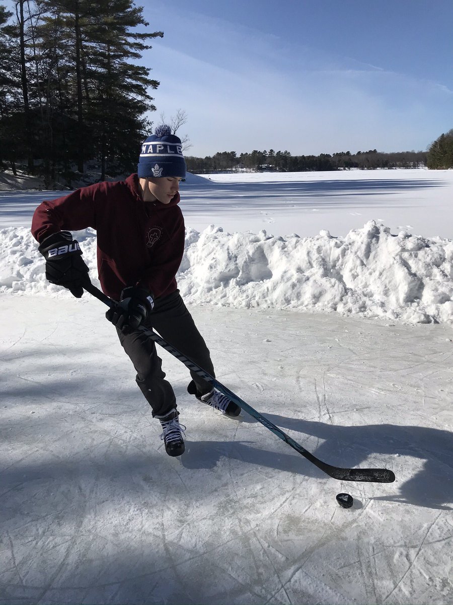 kdaide's tweet image. Family time on the cottage rink. #waltersrink #Muskoka