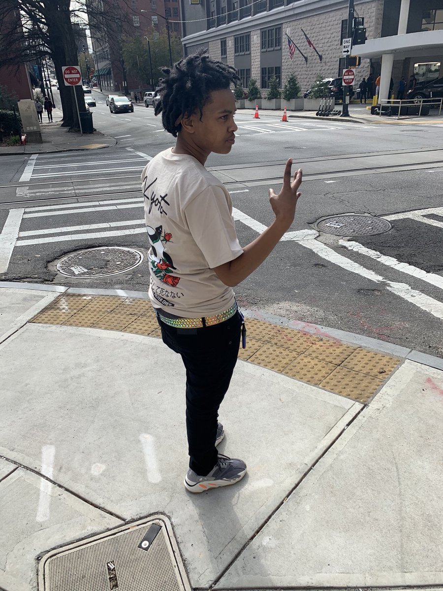 DrankGod4400's tweet image. Livin 🖤 #LLmoon 🌙 #LLmatt