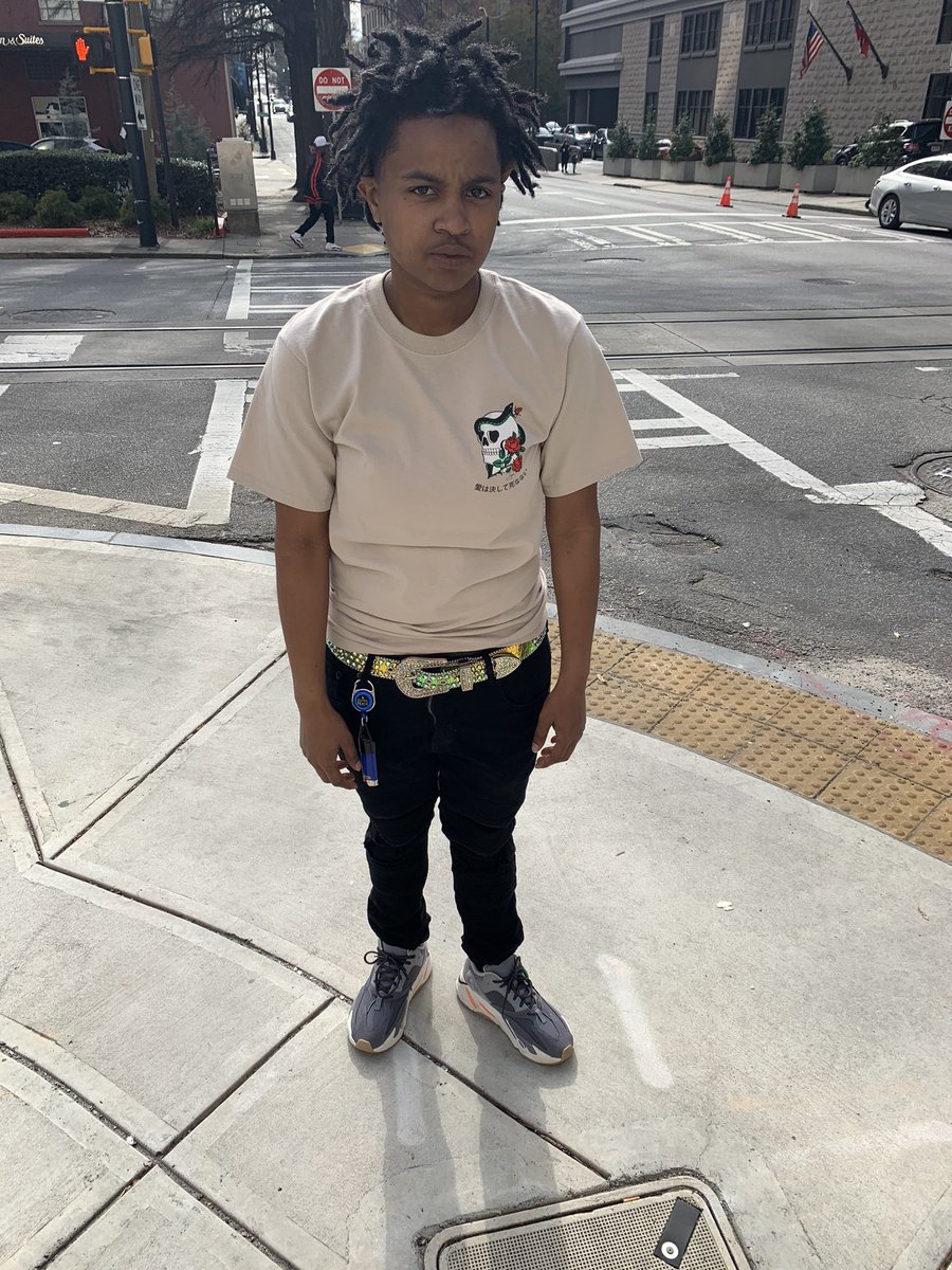 DrankGod4400's tweet image. Livin 🖤 #LLmoon 🌙 #LLmatt