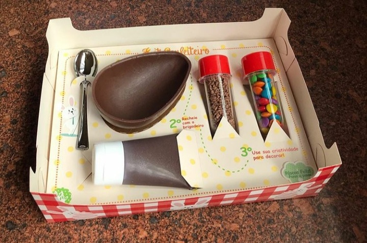 KamilleHubnerr's tweet photo. Oi galera, eu e meu marido estamos desempregados, e resolvemos vender ovos de colher nessa Páscoa pra ajudar nas despesas de casa, ajuda a divulgar dando rt, da essa moral pra mamãe aqui, pq fralda tá cara kkkkkkk
 Entregamos pelas redondezas de miguel couto,  valeuuuuu ❤🍫 https://t.co/GFM0bt0wll