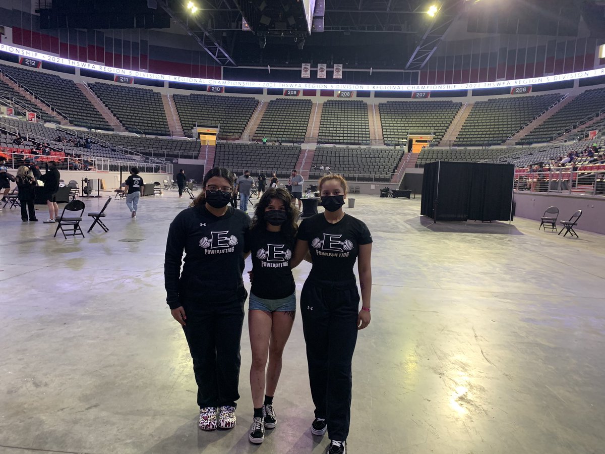 WehsAthletics's tweet photo. Congratulations to our Strong Side Powerlifters. They did a great job in representing Weslaco East! Major shoutout to State-Qualifier Syann Hernandez who is your regional champion in the 97lb Weight Class. https://t.co/amAStECDeU