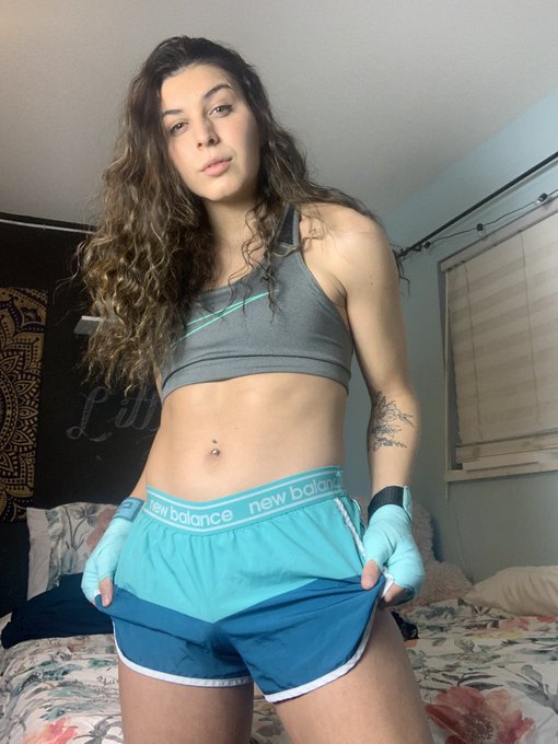 Whoever loses has to bottom 😈 https://t.co/D0aINJgvZ8