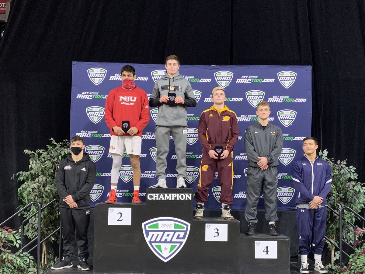 ICYMI: A week ago at the <a href="/MACSports/">MACtion</a> championships, Cleveland State’s Riley Smucker defeated #31 Jake Silverstein-
Rider (2nd Coaches Ranking) and #30 Colt Yinger-Ohio (1st Coaches Ranking) to finish fourth at 165 lbs.  He needs an At-Large bid to the @ncaawrestling championship!
