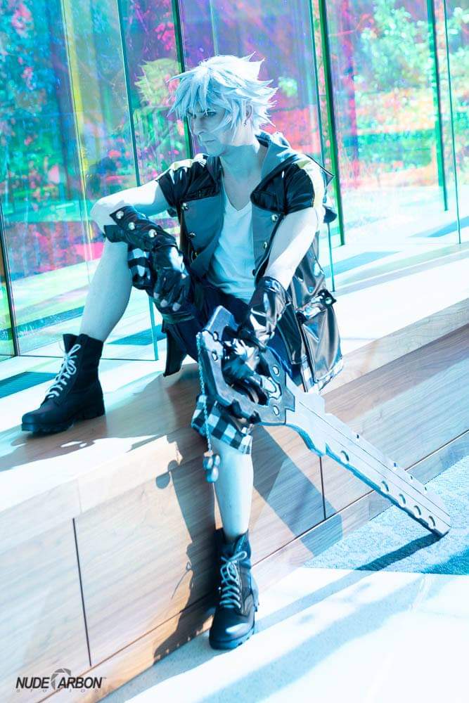 thepixelmagus's tweet photo. 🛑STOP🛑
I missed out on @nude_carbon_studios' birthday. Dude is great to do cosplay photos with and deserves some love
.
.
.
#cosplay #persona5 #ResidentEvil4 #KingdomHearts3 #outlawstar #malecosplayer #genderflip https://t.co/gGXg6ptflA