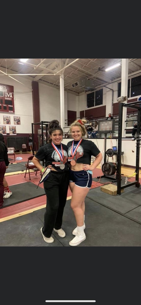 Placed 2nd at regionals now State bound finished with a total of 955 🏋🏽‍♀️