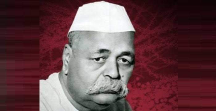 NileshkumarMK's tweet image. Pandit #GovindBallabhPant was a renowned Indian freedom fighter &amp;amp; one of the makers of modern India. He took part in the #NonCooperation movement, the #CivilDisobedience movement &amp;amp; the #Satyagraha movement &amp;amp; as a result was imprisoned several times.

Tributes on his SmrutiDin.