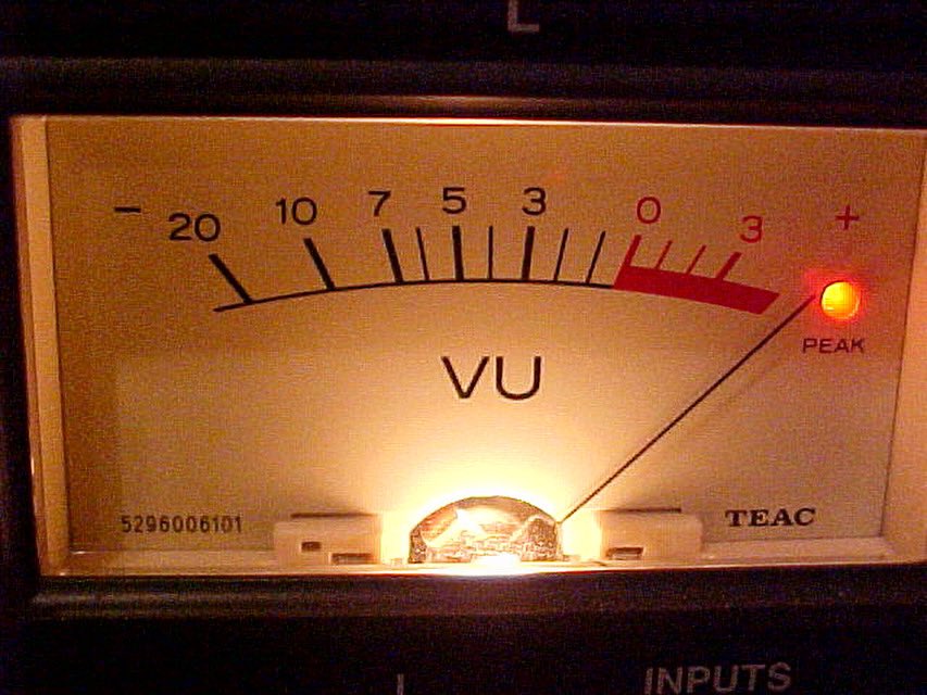 Dan_Kiko_Murray's tweet photo. Who prefers #analog #VUmeters? THIS guy! 🙋♂️I especially in #preamps and #compressors. They give you a physical feedback to what’s going through the device. #VU is “#volumeunits”.
#vumeters #analogmeter #preamp #preamplifier #compressorlimiter
#recordingstudio #recordinggear https://t.co/2PSm0iwKRg