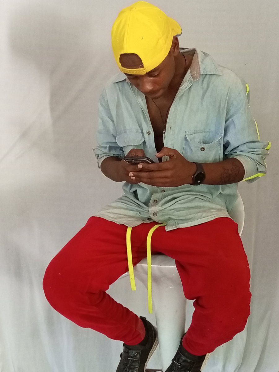 meddygift's tweet photo. Right at YOUNGSTER RECORDS voi with Ramox ist Meddy Kenya the Taitan prince https://t.co/H2Y5qMA1Ob