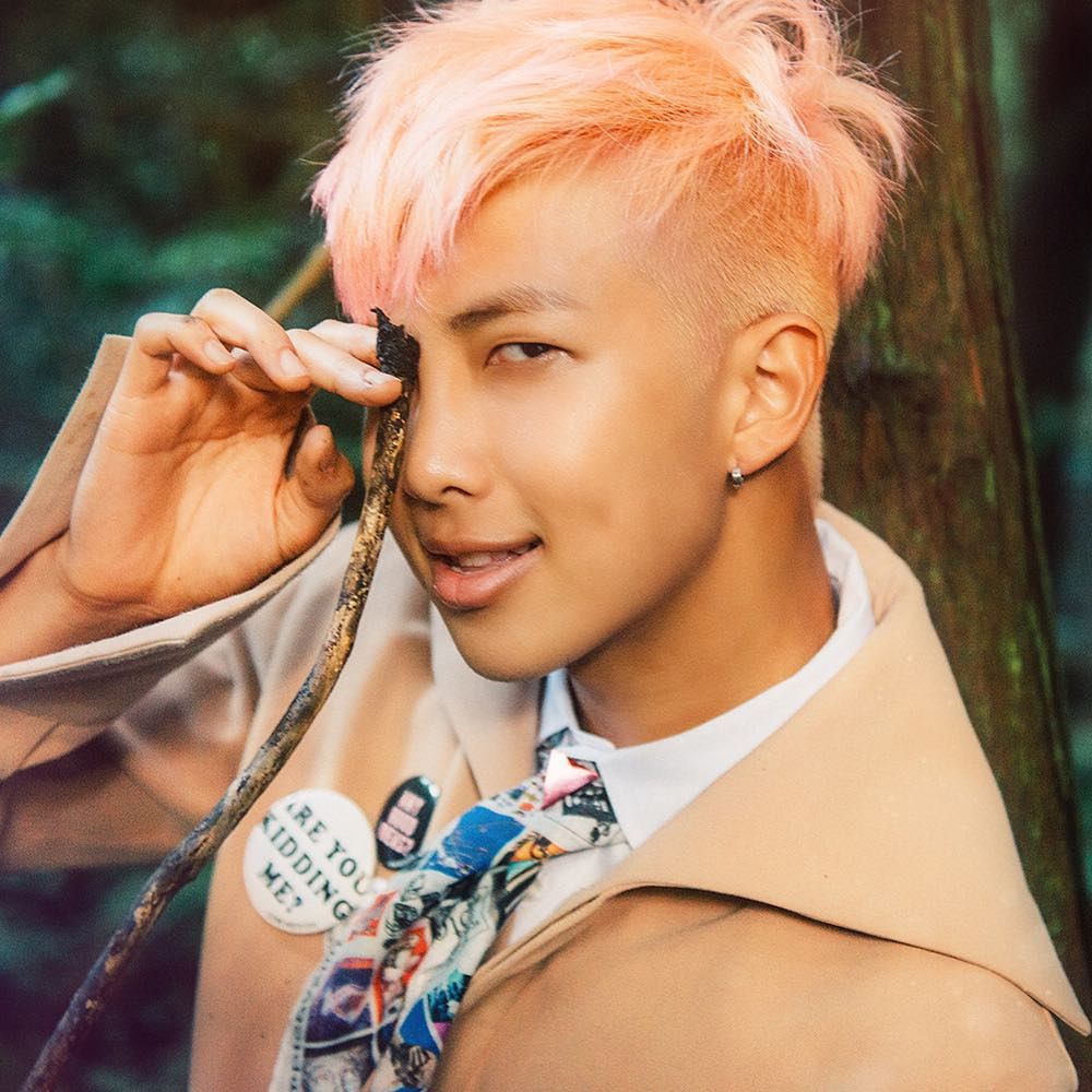 rkivefolders's tweet photo. [#KNJARCHIVED]
 Papillon
#Pappilion #나비 #Butterfly #DREAM #InDream
#ToLive

#RM #김남준 #金南俊 #キムナムジュン #방탄소년단RM  #Namjoon #BTS https://t.co/mVCyjT3nLe