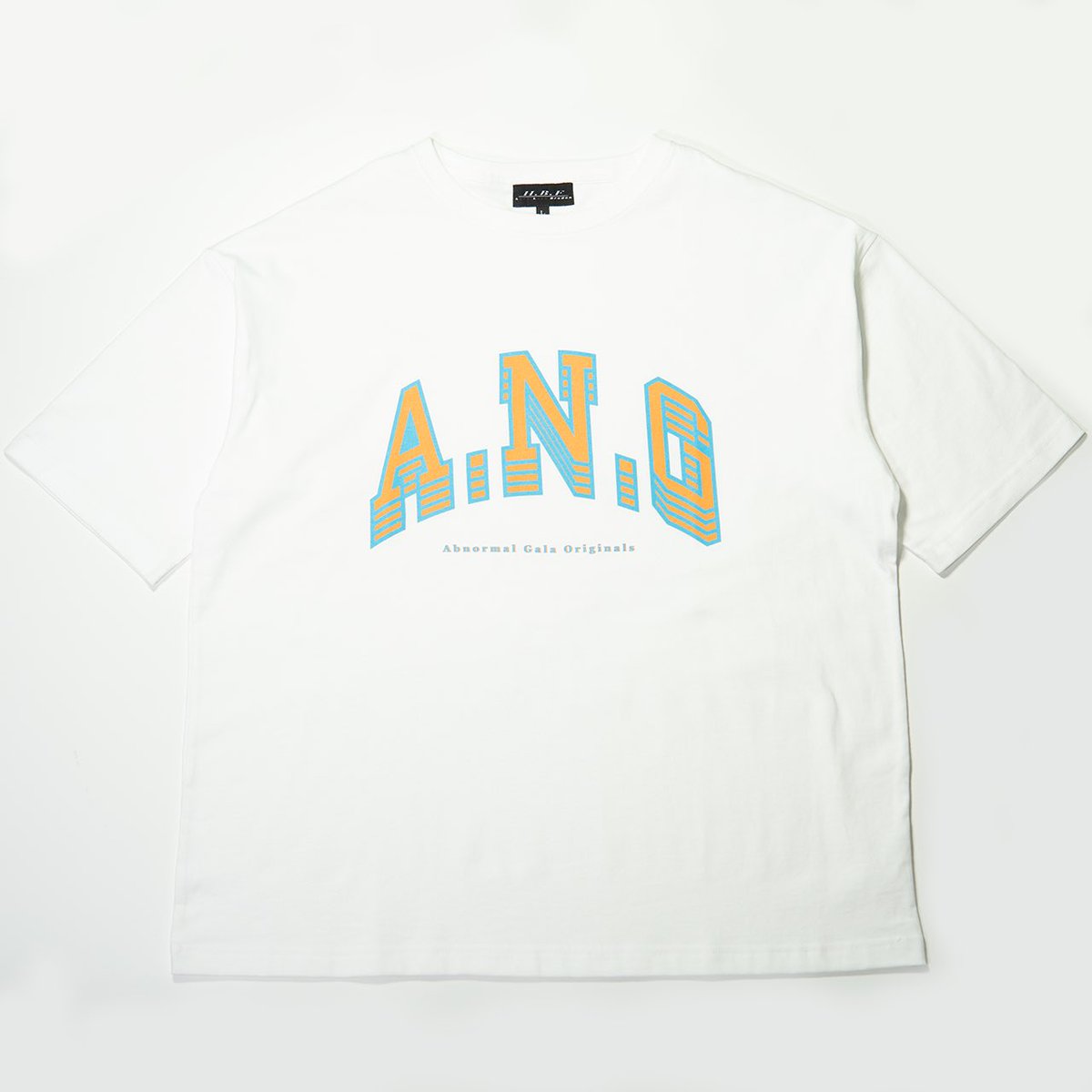 abnormalgala's tweet photo. 【New Arrival】

ABNORMAL GALA originals
【H.B.F（エイチビーエフ）】より、ABNORMAL GALA COLLEGE LOGO CREW NECK から新色スウェットが発売決定。

3月7日（日）12:00からABNORMAL GALA オンラインストアにて発売開始。

Photo : @maetakamaetaka 
https://t.co/j69HHmjYUN https://t.co/jgB973NKyd