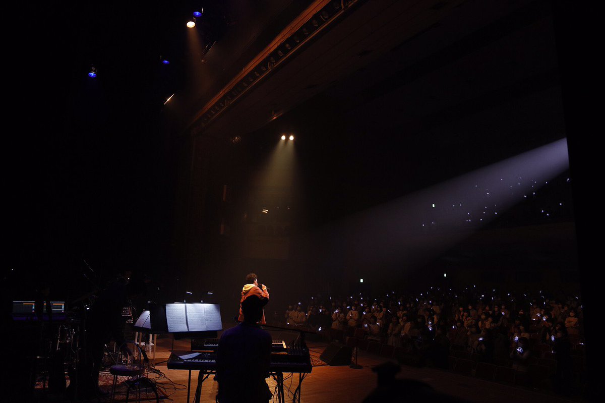 VictorMusic's tweet photo. ／
#松下洸平
㊗️メジャーデビュー決定🎉
夏頃、楽曲リリース🎶
＼

自身の誕生日、3/6(土)は
ライブツアーファイナル👏

10年以上に渡り書き続けたオリジナルソング&amp;カバー曲の全15曲を熱唱🎤

ラストはデビューのサプライズ発表🎁
熱い想いを語ってくれました😭

リリースは夏頃を予定✨
お楽しみに‼️ https://t.co/Iqp2W3JBcK