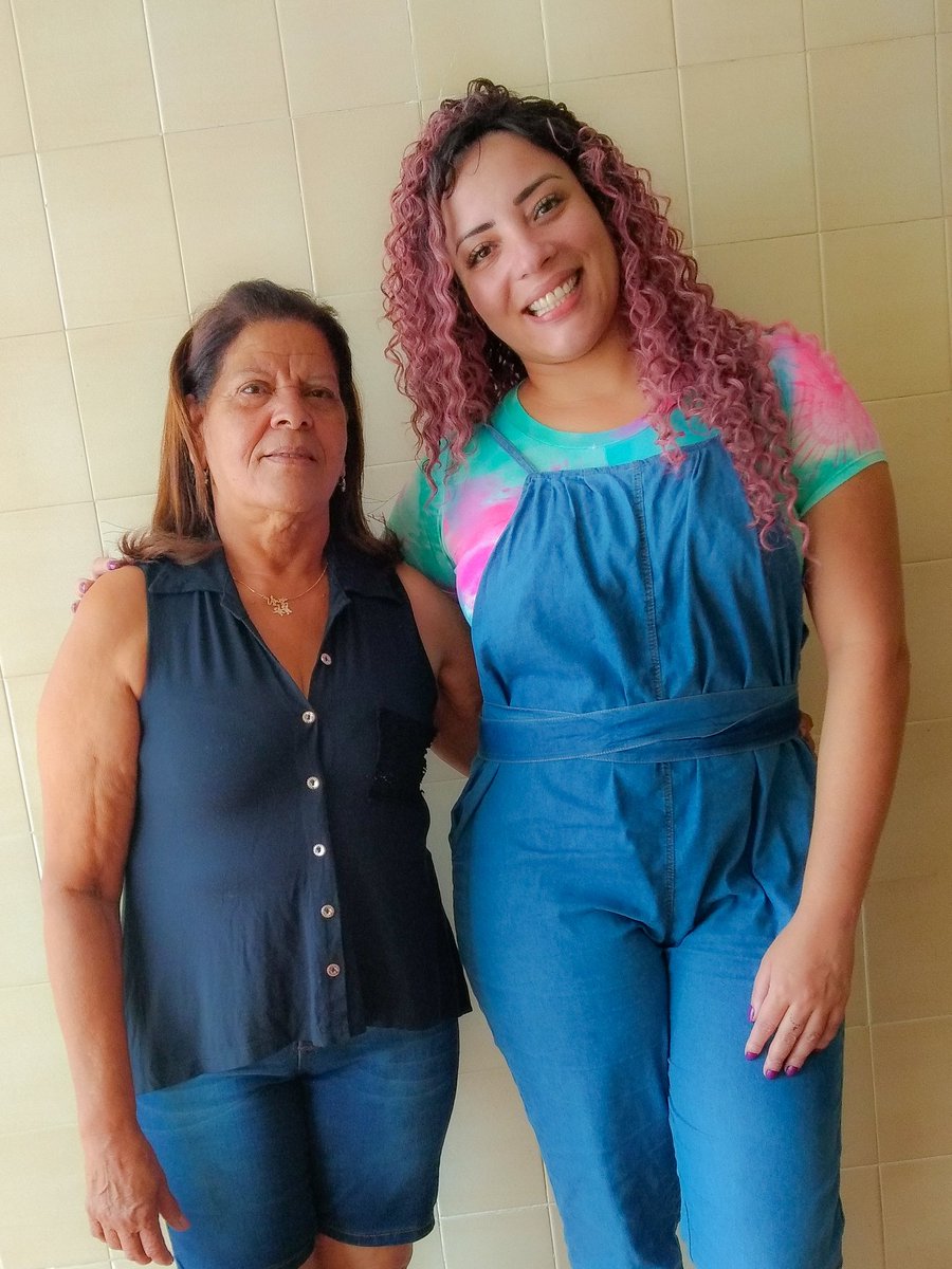 kakaustyle011's tweet photo. 25.12.20 -  Nosso último encontro, descanse em paz minha madrinha , sou grata  pela oportunidade que tivemos de ter convivido os últimos meses tão próximas mesmo em meio a pandemia ❤️🙏 #COVID19 #FicaEmCasa https://t.co/JooLTXHdXz