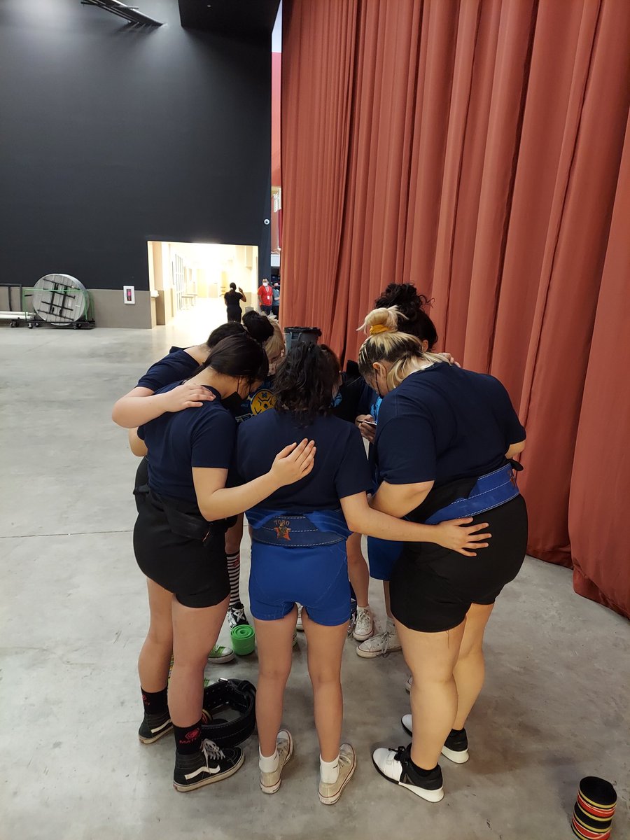 Very Proud of our Lady Mustangs! We are State Bound! Kassy Mendiola, Kassy Falcon, Leah Cantu,Valeria Santiago and Ari Malacara will be representing Memorial at State! One Family! Faith over Fear! <a href="/mcmemfootball/">McAllen Memorial FB</a> <a href="/McAllenISD/">McAllen ISD</a> <a href="/Pride_Mustangs/">Pedro Alvarez, Jr.</a> <a href="/ramjrcastillo/">Ramiro Castillo Jr.</a> <a href="/stangsWRguts/">Coach O</a> <a href="/C/">c</a>