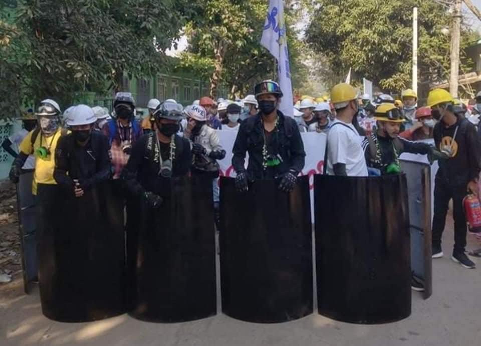 nslwin's tweet photo. Happening now in Bago — protest against #militarycoupinMyanmar. Pics: Khit Thit 

#WhatsHappeninglnMyanmar #PyitTineHtaung #MilkTeaAllianceMyanmar #Mar7Coup https://t.co/6Lj8URB1Hy