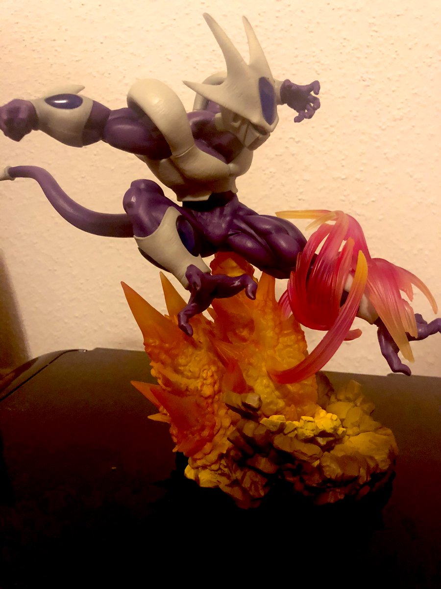 OG_Nerd1981's tweet photo. Got this a while back and finally got around to unboxing this mofo! I love it!! I always liked #Cooler as a villain. #DragonBall #DragonBallZ #Anime #Coora #Bandai #FiguartsZero https://t.co/KLZzcLhgd1