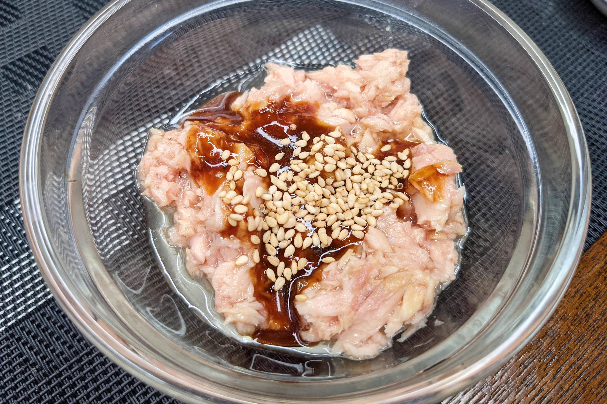ツナ缶などを足してビビンバ風に！アレンジTKGレシピ！