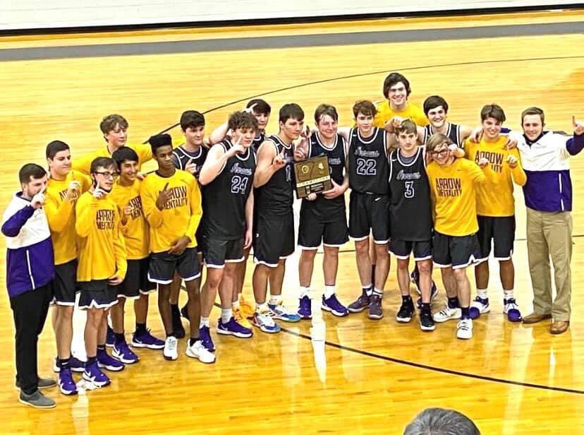 renner_reed's tweet photo. Back to Back Regional Champs! Proud of our guys stepping up this week! 

Go Arrows https://t.co/WwENIgFIyr