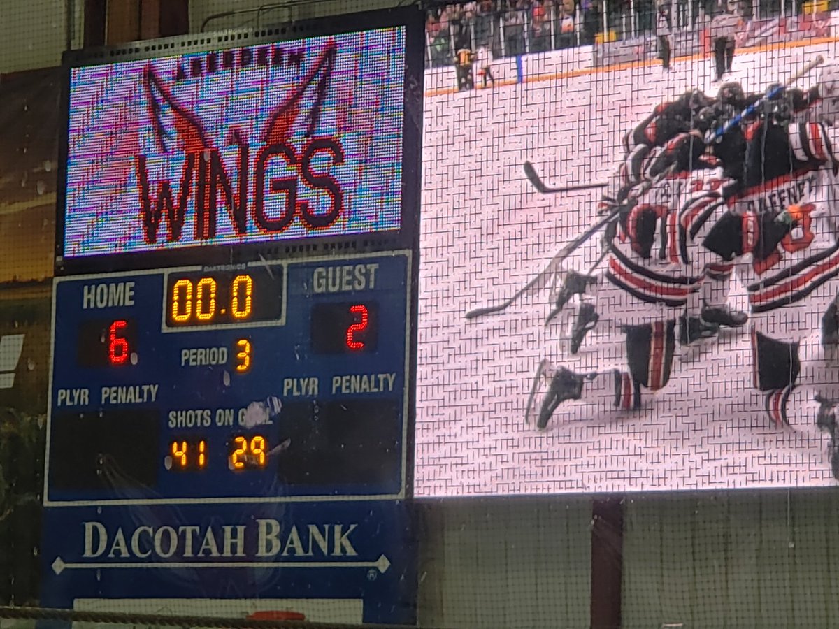 hellbenthagen's tweet photo. Another @AberdeenWings victory! #ItsAllOverButTheCrying https://t.co/x37fonOicP
