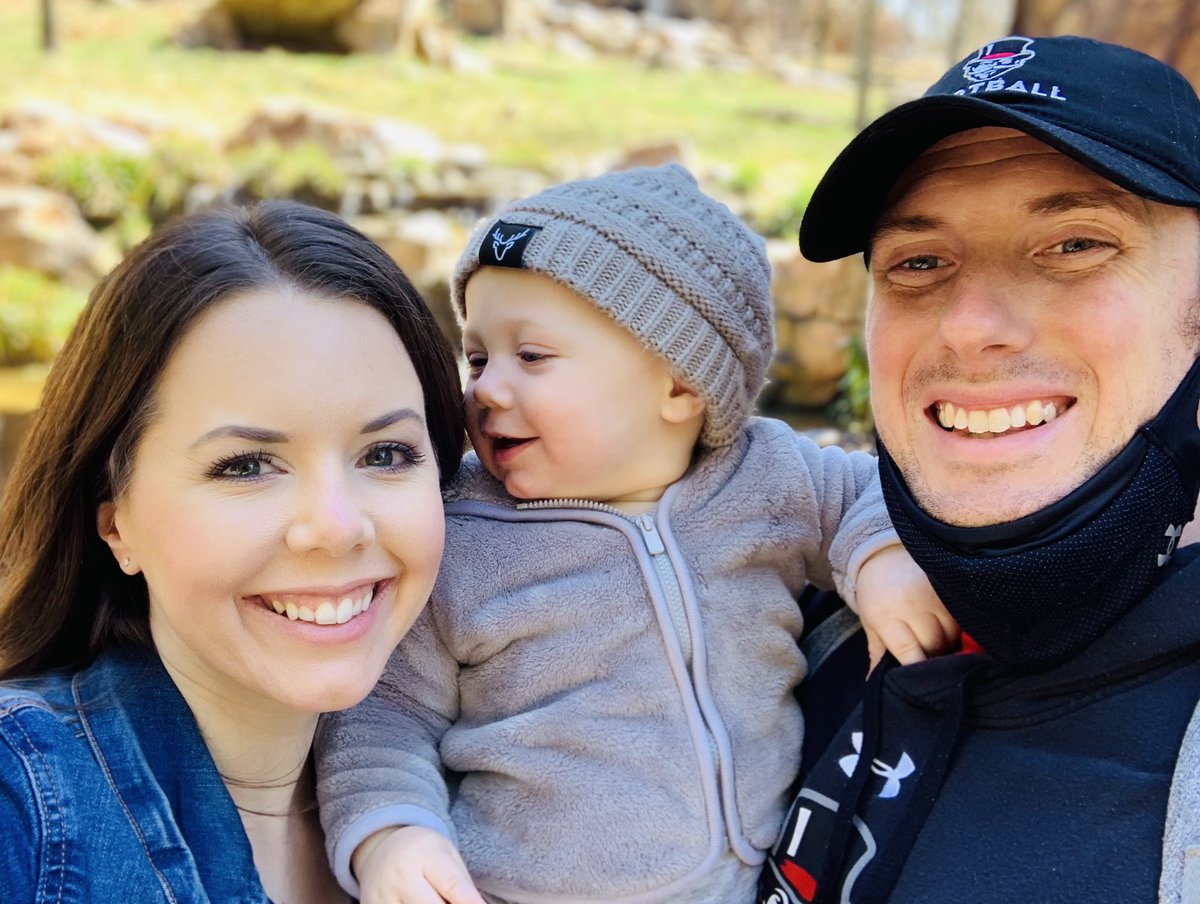 CallieWalden's tweet photo. Any day spent with my fellas is a good day. โค๏ธ We started Lucaโs birthday week off with a day at the zoo, followed by cake and football at Fortera. ๐๐ #FirstYearDown #BestYearOfMyLife https://t.co/IGIgVCAls1