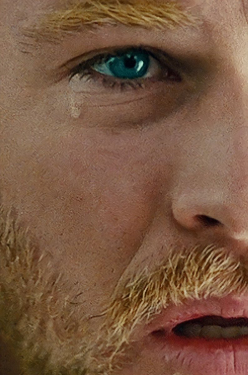 PrettiestThor's tweet photo. Thor &amp; Loki crying in front of their brothers is so important to me 🥺 https://t.co/4rgk8hSdRR