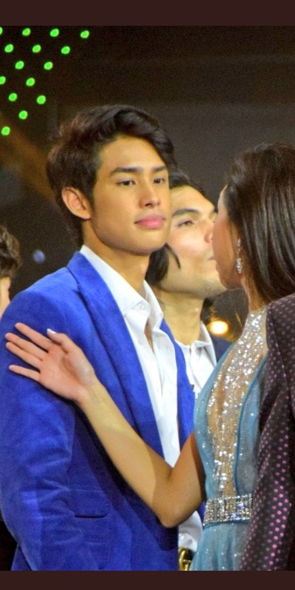 MAYnahulogDON's tweet photo. Yes po, Blue po💙
#MayDon
@maymayentrata07
#MaymayEntrata
#DonnyPangilinan
@donnypangilinan
MAYMAY ASAP PPOPHITS https://t.co/KyIpBWvtx7