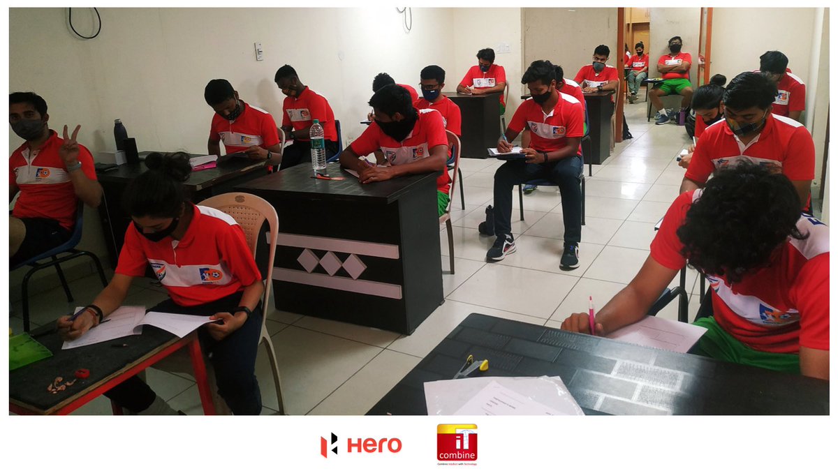 FootballDelhi's tweet photo. Another AIFF D-Certificate Course was concluded. That’s two in a row after the pandemic.
After the 6 days of continuous training and testing, the candidates are ready to start their coaching career.
We wish them all the very best.
#FootballDelhi #TakingEveryoneTogether https://t.co/g9QcUimzTK