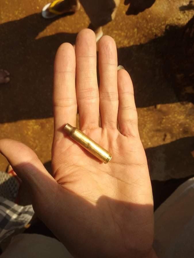 wkkaung's tweet photo. Military terrorists used live ammunition to disperse the crowd of protestors today in Bagan, the UNESCO World Heritage Site. #WhatsHappeningInMyanmar https://t.co/96r73kq15k